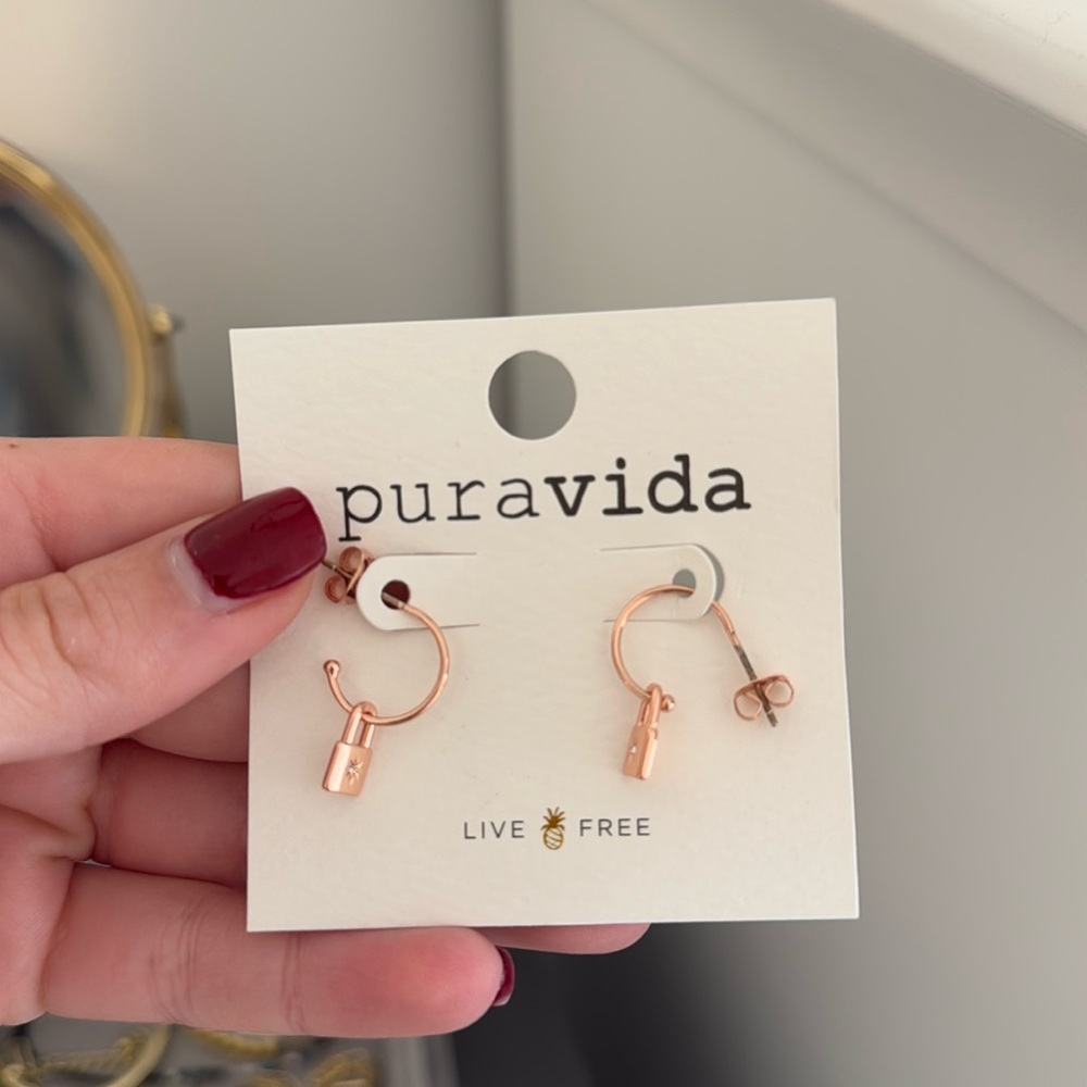 Pura Vida Lock Earrings